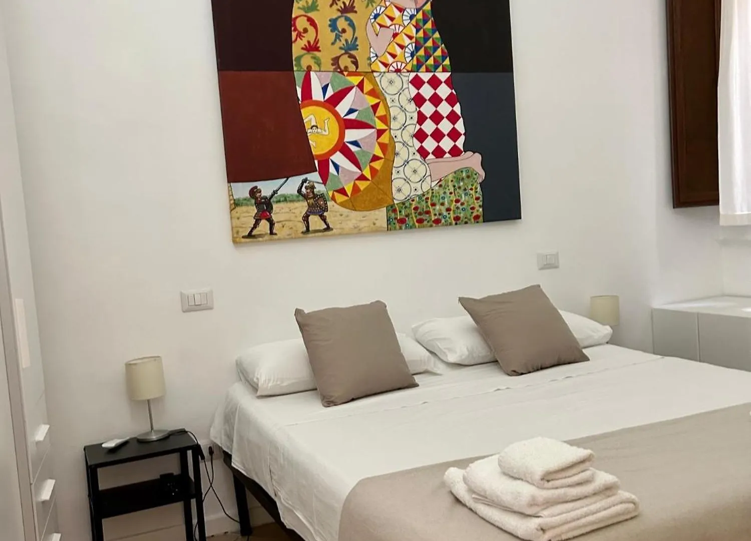 The Palace B&B And Apartments Santo Stefano di Camastra Bed and Breakfast